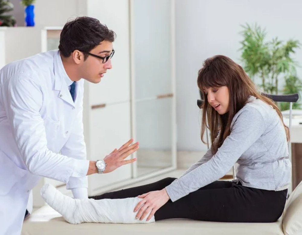 Car Accident & Whiplash Treatment 2 Car Accident Whiplash Treatment 2